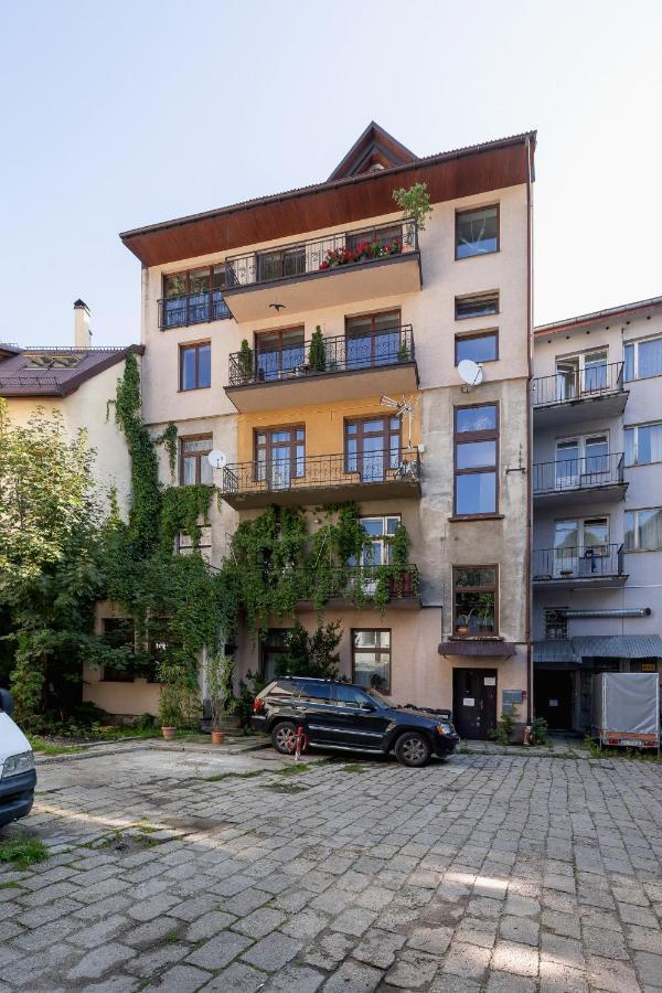 Apartments On Krupowki Street With Mountain View By Noclegi Renters Zakopane Exterior foto